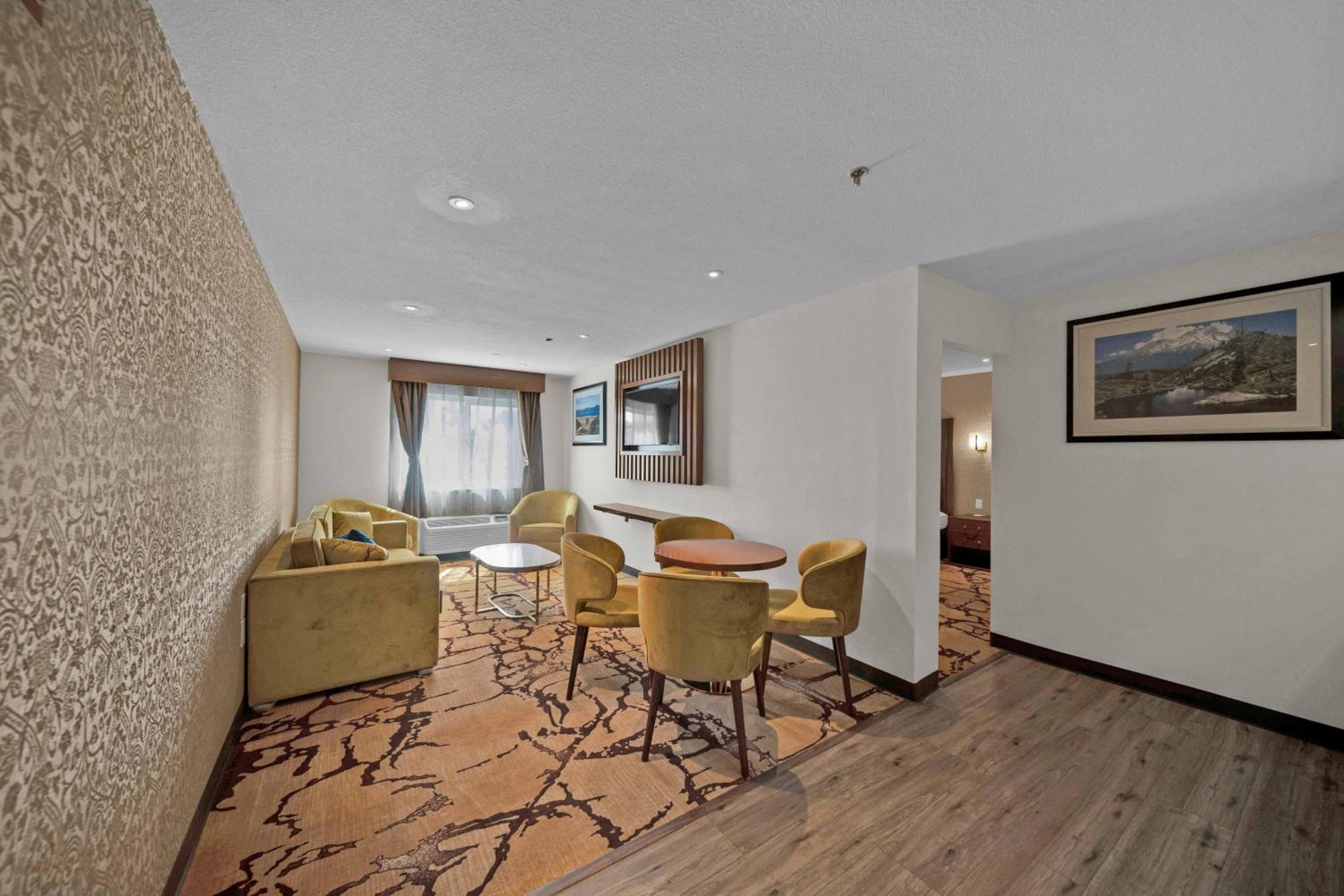 Baymont By Wyndham Anderson Motel Kültér fotó