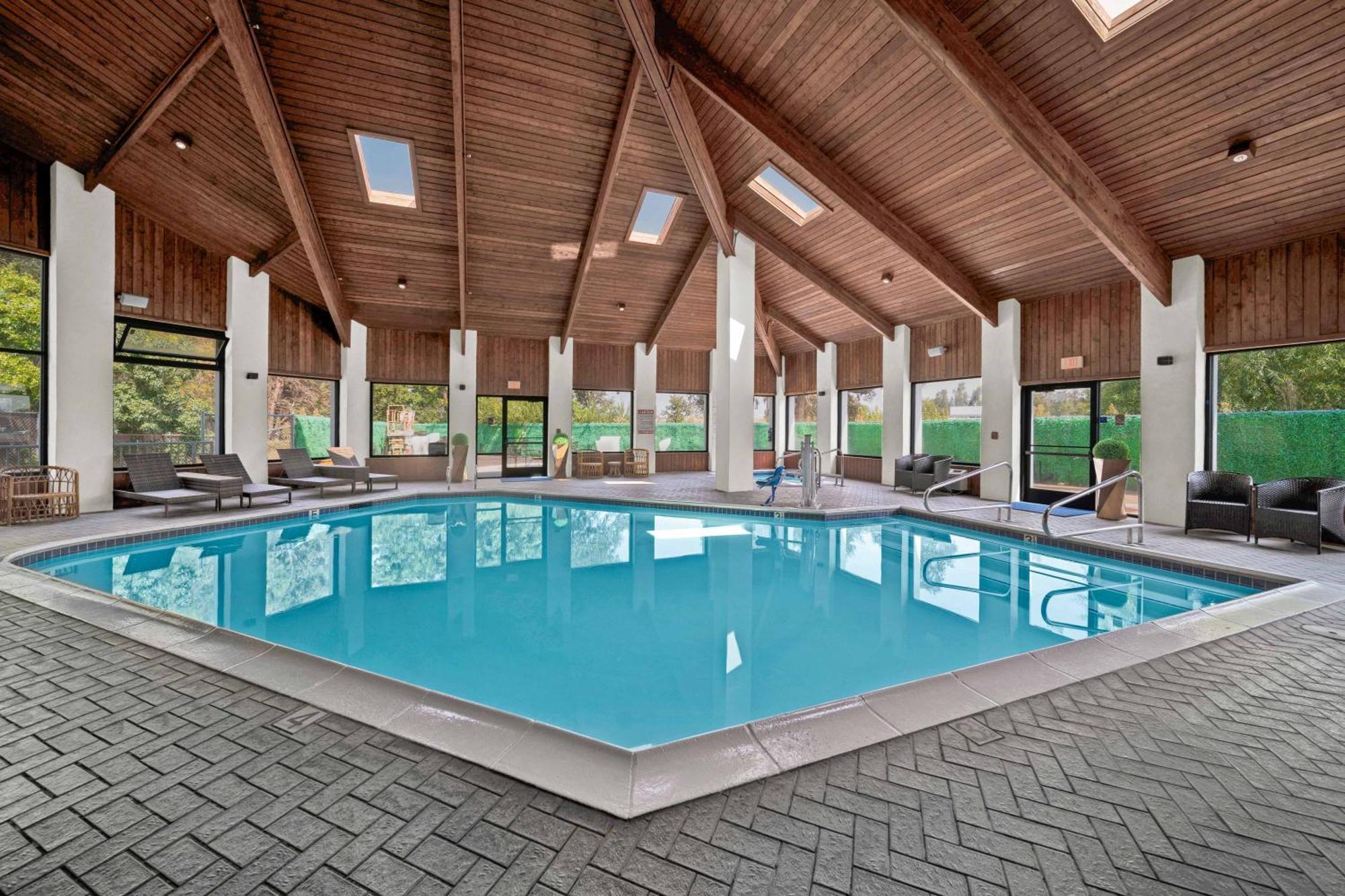 Baymont By Wyndham Anderson Motel Kültér fotó